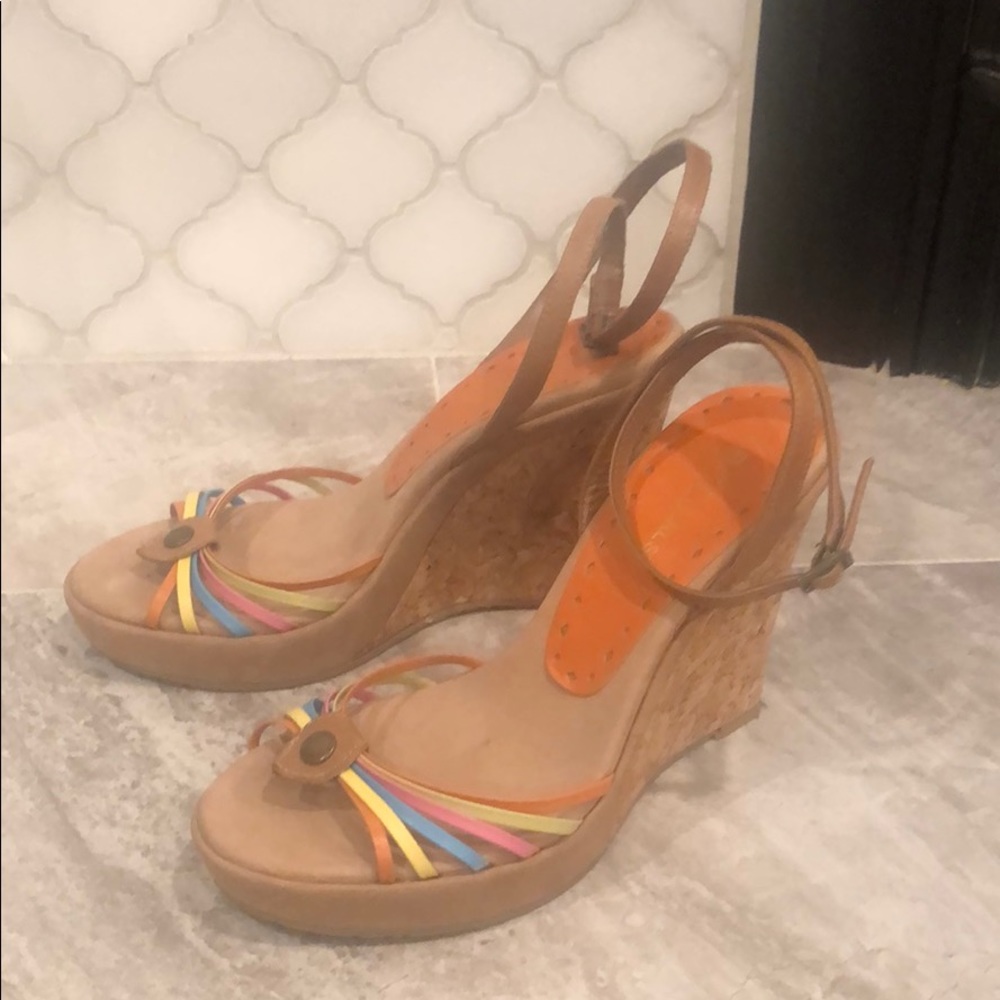 BCBG platform shoes